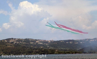 Le Frecce tricolori sul lago di Bolsena