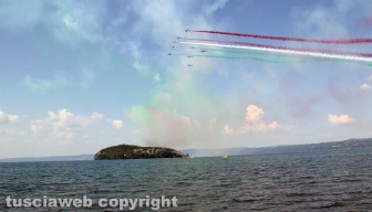 Le Frecce tricolori sul lago di Bolsena