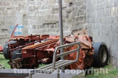 Santa Rosa - Le giostre deturpano le mura cittadine