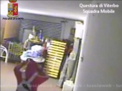 Viterbo - Le immagini del video dell\'incendio di via Garbini