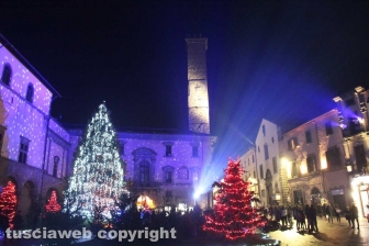 Le luci di Natale nel centro storico