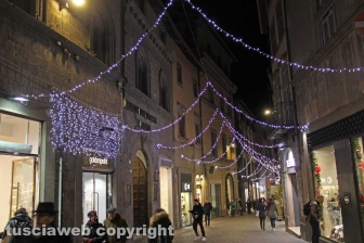 Le luci di Natale nel centro storico