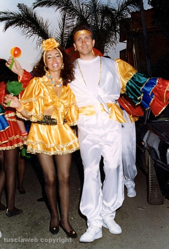 Carnevale di Ronciglione - Le mascherate di Pierina - La lambada