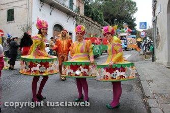 La mascherata Carnevale è sempre \'na giostra