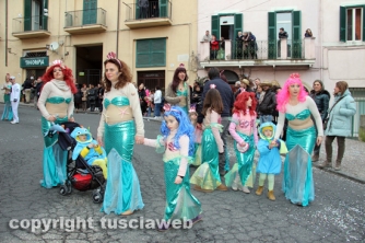 La mascherata Sirene e marinai