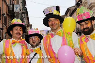 La mascherata Carnevale è sempre \'na giostra
