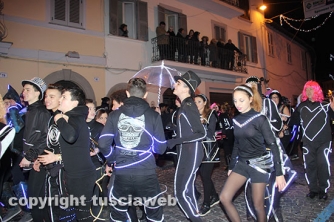 La mascherata Gli illuminati