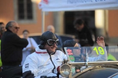 Le Mille Miglia sfrecciano in città