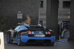 Le Mille Miglia sfrecciano in città