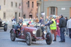Le Mille Miglia sfrecciano in città