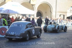 Le Mille Miglia sfrecciano in città