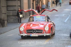 Le Mille Miglia sfrecciano in città