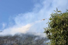 Le operazioni per domare le fiamme