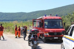 Le operazioni per domare le fiamme