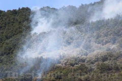 Le operazioni per domare le fiamme