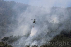 Le operazioni per domare le fiamme