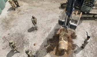 Viterbo - Bomba in via De Gasperi - Le operazioni per il trasferimento dell'ordigno a Monte Romano