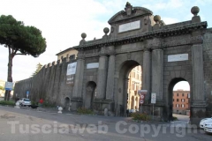 Porta Fiorentina e la sua bella pubblicità