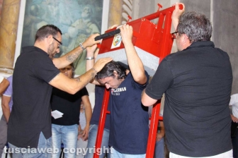 Le prove di portata dei facchini