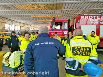 Montalto di Castro - Il campo base allestito per le ricerche di Rakip Amzov