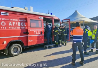 Montalto di Castro - Il campo base allestito per le ricerche di Rakip Amzov