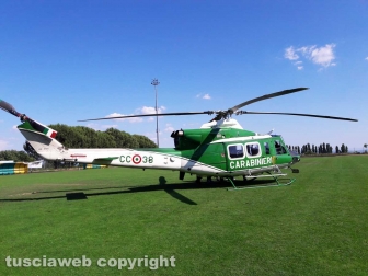 Montefiascone - L'elicottero dei carabinieri in volo