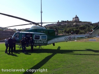 Montefiascone - L'elicottero dei carabinieri in volo