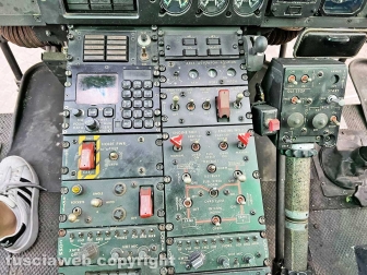 L'elicottero dell'Esercito in piazza dei caduti