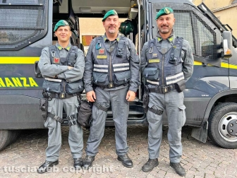 L'elicottero dell'Esercito in piazza dei caduti