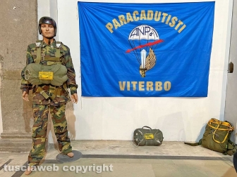 L'elicottero dell'Esercito in piazza dei caduti