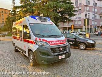 L'elicottero dell'Esercito in piazza dei caduti
