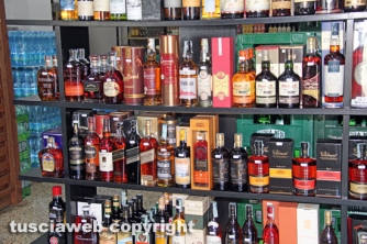 L\'Enoteca Tuscia compie vent\'anni