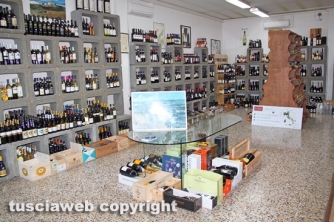 L\'Enoteca Tuscia compie vent\'anni