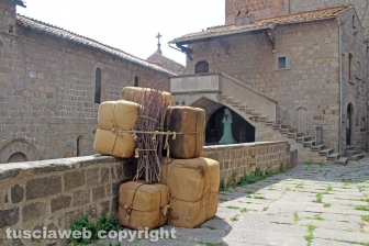 Viterbo - Sul set di "Leonardo" a San Pellegrino