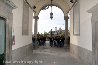 L\'esercito sfila nel centro storico