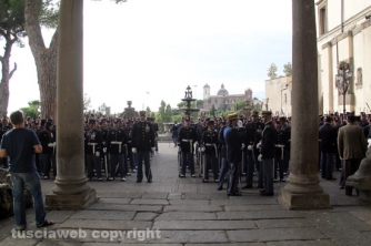 L\'esercito sfila nel centro storico