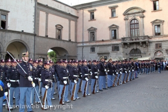 L\'esercito sfila nel centro storico
