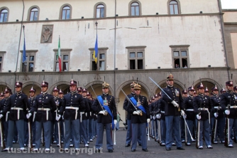 L\'esercito sfila nel centro storico