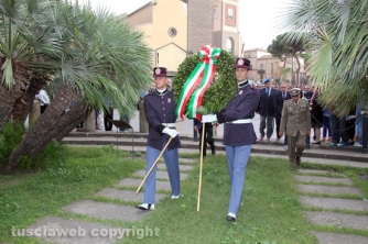 L\'esercito L\'esercito sfila nel centro storico