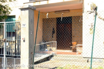 L'ex scuola a Ponte di Cetti