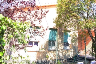 L'ex scuola a Ponte di Cetti