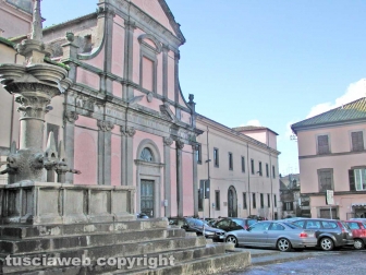 L’ex tribunale e il convento dei Carmelitani scalzi nel 2009