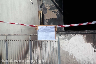 Montalto di Castro - L'hotel Margherita distrutto dall'incendio