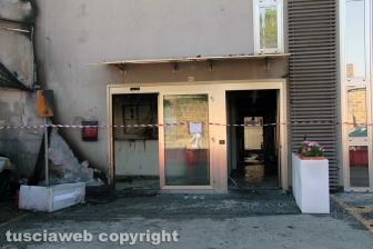 Montalto di Castro - L'hotel Margherita distrutto dall'incendio