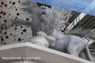 L\'Ice bucket challenge dei facchini di santa Rosa
