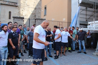 L\'Ice bucket challenge dei facchini di santa Rosa