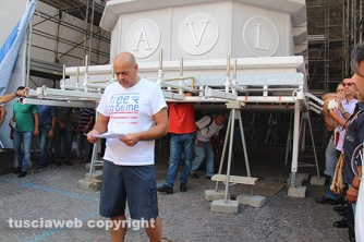 L\'Ice bucket challenge dei facchini di santa Rosa
