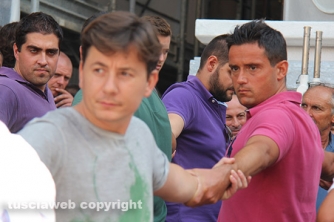 L\'Ice bucket challenge dei facchini di santa Rosa