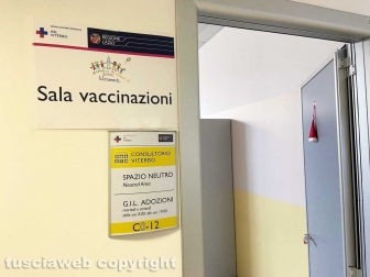 L'inaugurazione del centro vaccinazione pediatrica anti-Covid
