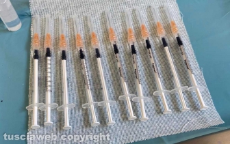 L'inaugurazione del centro vaccinazione pediatrica anti-Covid